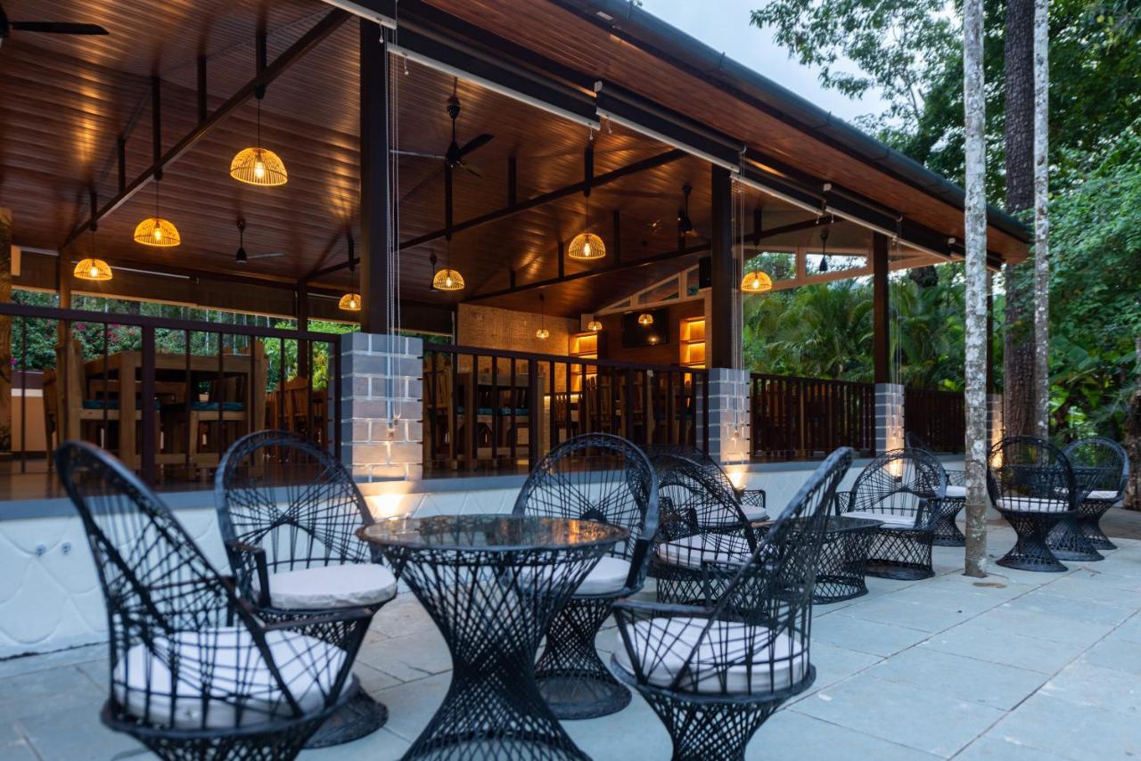 Shanthi Kunnj Riverside Exotica Chikmagalur Exterior photo